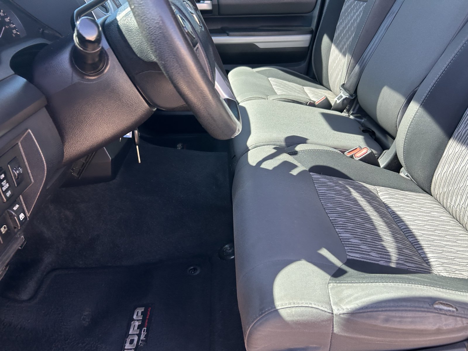 Used 2018 Toyota Tundra SR5 w/ TRD Off Road Package AWD/4WD image 13