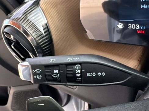 New 2026 Chevrolet Equinox ACTIV w/ Convenience Package III image 19