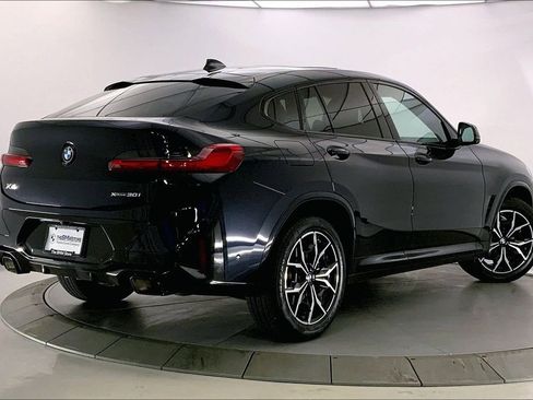 Certified 2025 BMW X4 xDrive30i w/ Premium Package image 12