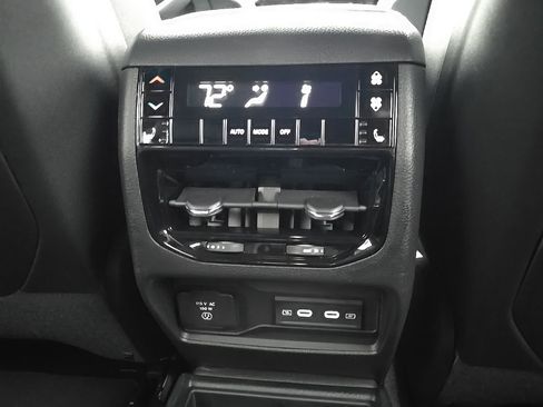 New 2026 Jeep Grand Cherokee L Limited AWD/4WD image 23