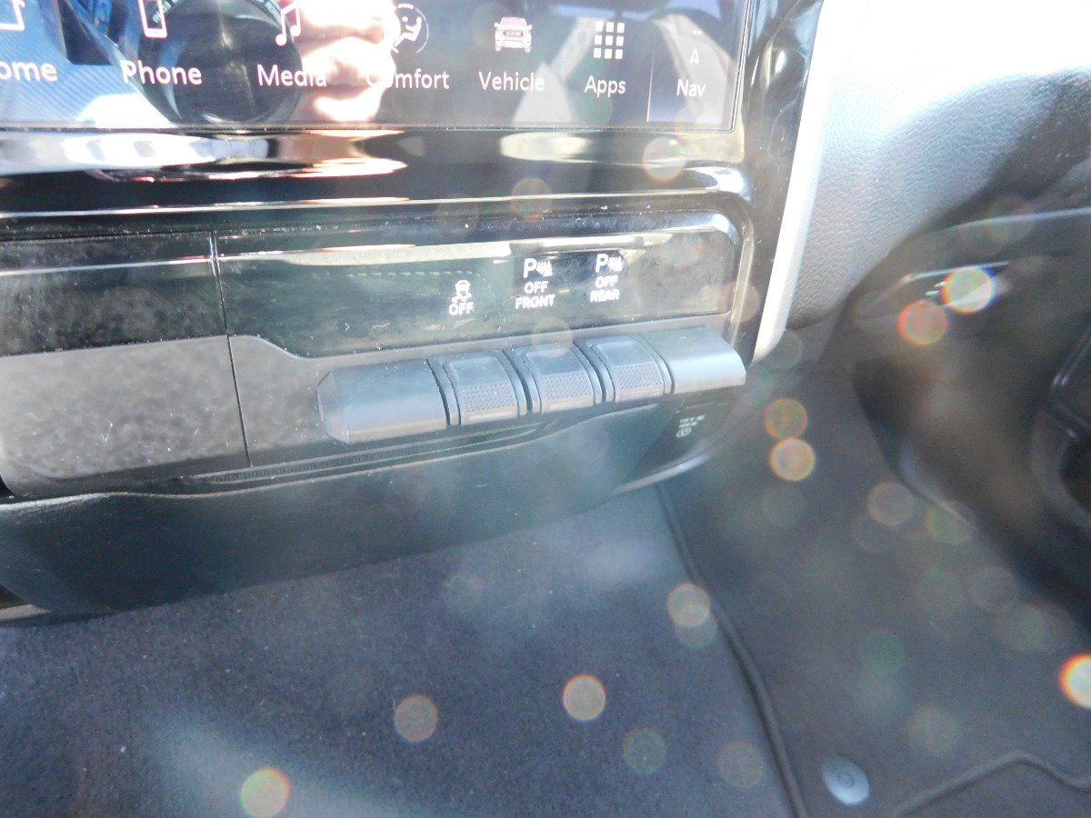 Used 2025 RAM 1500 Big Horn RWD image 24
