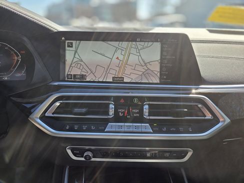 Used 2023 BMW X5 xDrive40i w/ Executive Package image 17