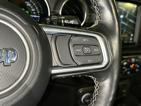 Used 2022 Jeep Wrangler Unlimited Sahara w/ Cold Weather Group image 27