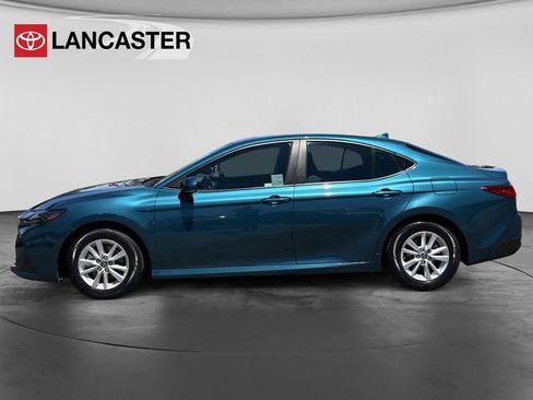 Used 2025 Toyota Camry LE FWD image 4