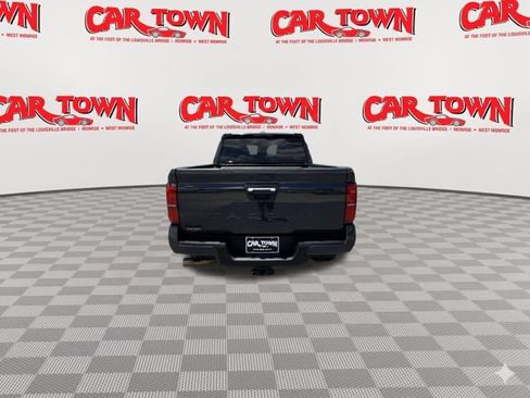 Used 2024 Toyota Tacoma TRD Off-Road AWD/4WD image 22