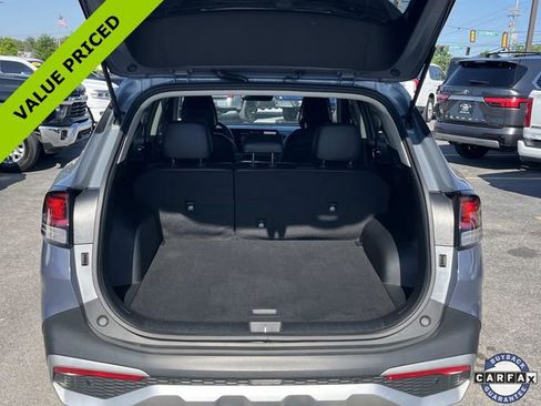 Used 2024 Kia Sportage EX FWD image 12