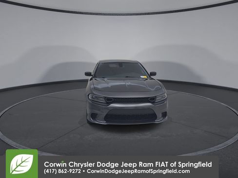 Used 2022 Dodge Charger SXT w/ Blacktop Package RWD image 5
