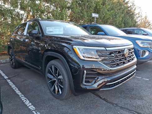 New 2026 Volkswagen Atlas Cross Sport SEL Premium R-Line image 1
