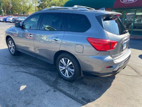 Used 2020 Nissan Pathfinder SV w/ Cargo Package image 6