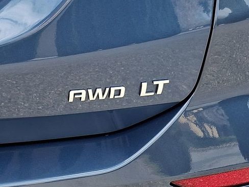 Certified 2024 Chevrolet Equinox LT w/ LPO, Floor Liner Package image 31