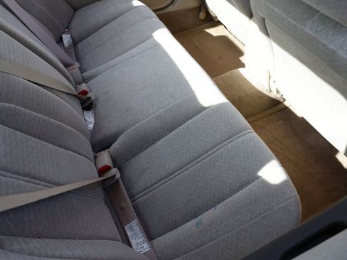 Used 1998 Toyota Avalon XLS image 12