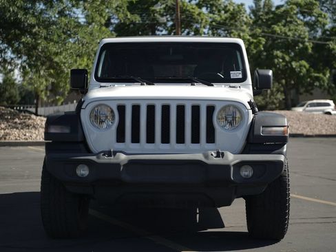 Used 2018 Jeep Wrangler Unlimited Sport AWD/4WD image 8