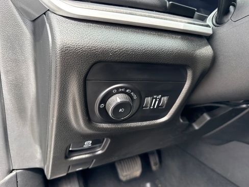 Used 2023 Jeep Grand Cherokee L Limited image 15