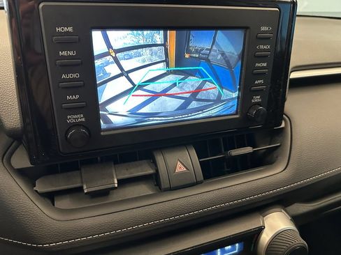 Used 2019 Toyota RAV4 LE w/ All Weather Liner Package AWD/4WD image 14