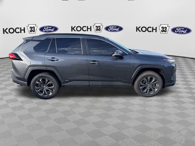 Used 2022 Toyota RAV4 Limited AWD/4WD image 8