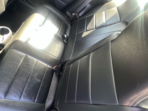 Used 2017 Jeep Patriot High Altitude AWD/4WD image 16