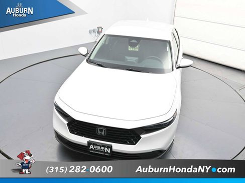 New 2025 Honda Accord LX image 25