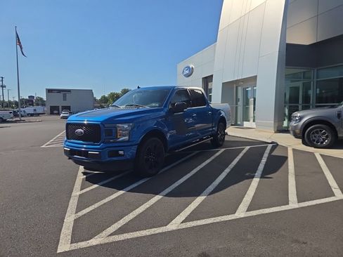 Used 2019 Ford F150 XLT w/ Equipment Group 302A Luxury AWD/4WD image 3