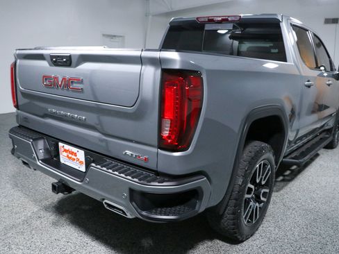 Used 2024 GMC Sierra 1500 AT4 w/ Technology Package AWD/4WD image 7