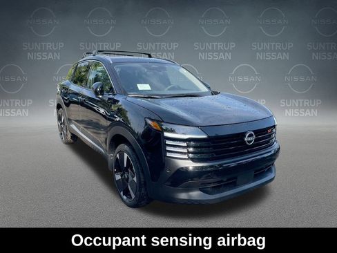 Used 2026 Nissan Kicks SR w/ Cold Weather Package AWD/4WD image 19