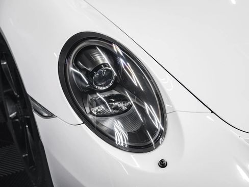 Used 2015 Porsche 911 GT3 RWD image 11