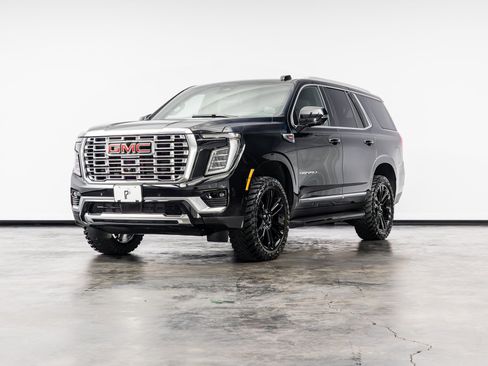 Used 2025 GMC Yukon Denali AWD/4WD image 7