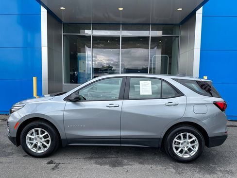 Used 2024 Chevrolet Equinox LS FWD image 8