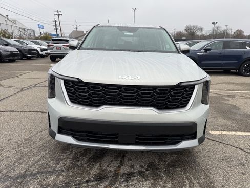 New 2026 Kia Sorento LX image 8