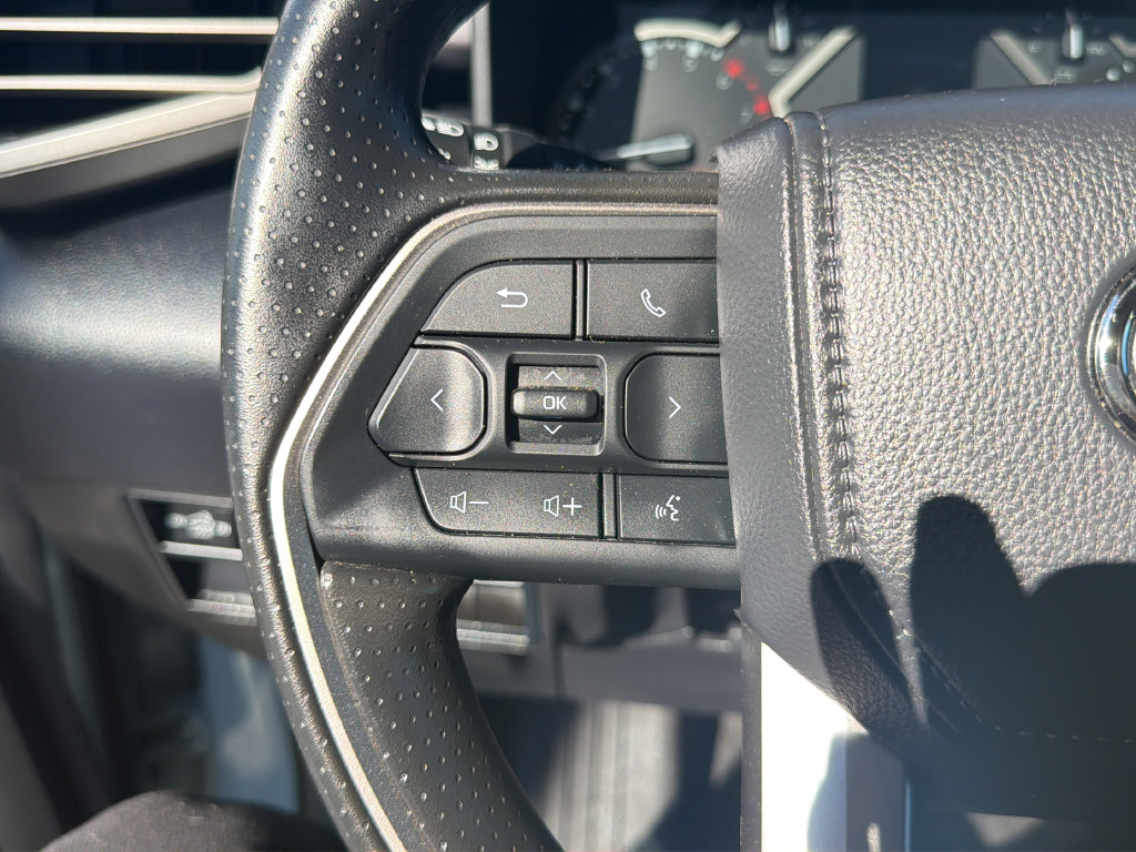 Used 2026 Toyota Tundra SR5 w/ SR5 Convenience Package AWD/4WD image 34
