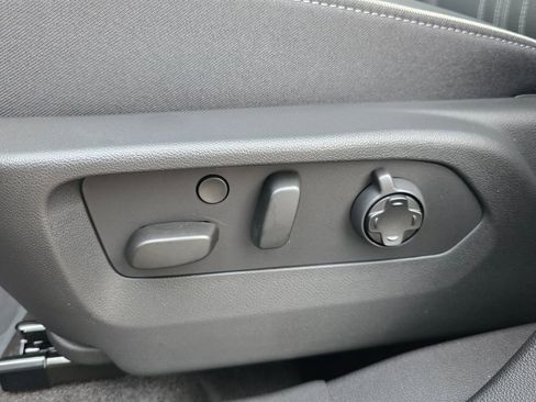 New 2026 Buick Envision Avenir AWD/4WD image 17