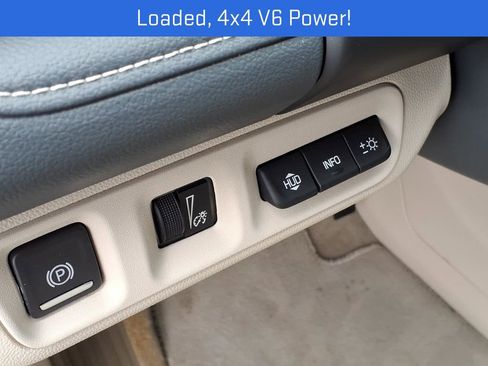 Certified 2023 GMC Acadia Denali w/ Denali Ultimate Package AWD/4WD image 9