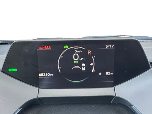 Used 2024 Toyota Prius XLE FWD image 16