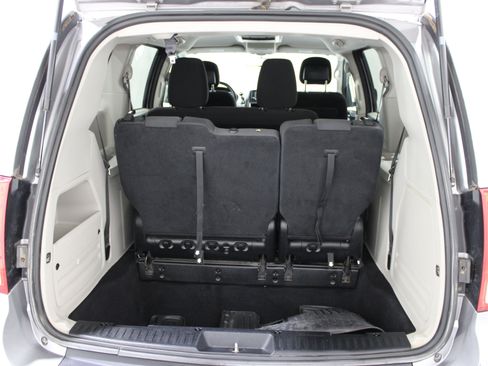 Used 2017 Dodge Grand Caravan SE w/ Power Window Group FWD image 20
