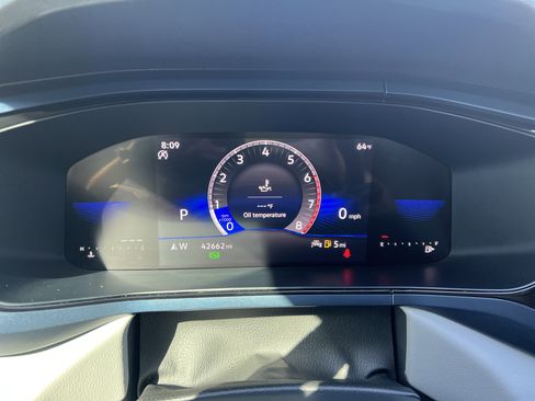 Used 2024 Volkswagen Taos SE image 20