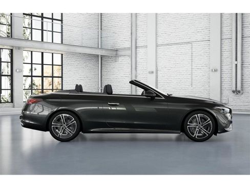 Used 2024 Mercedes-Benz CLE 300 4MATIC Cabriolet image 16