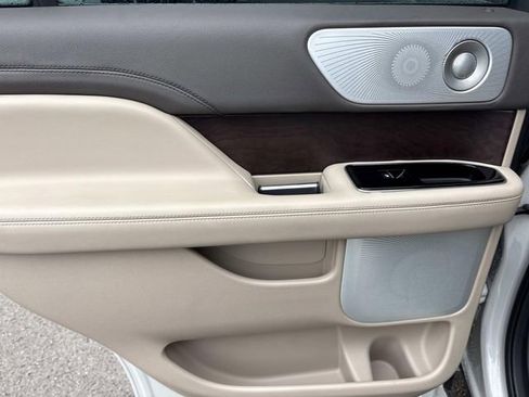 Certified 2023 Lincoln Navigator Reserve AWD/4WD image 20