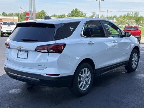 Used 2024 Chevrolet Equinox LT AWD/4WD image 3