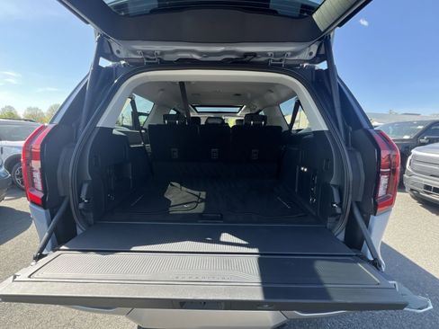 New 2025 Ford Expedition Max Platinum w/ Driver's Package image 35