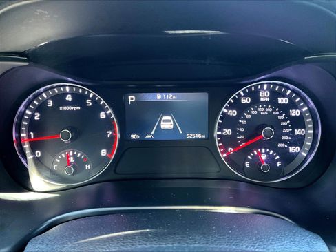Used 2024 Kia Forte LXS FWD image 12