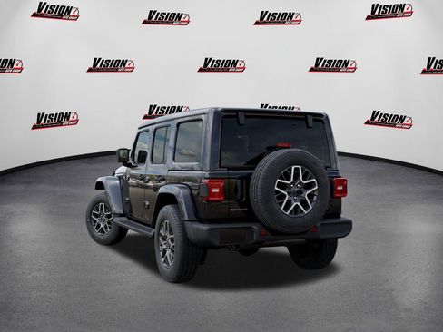 New 2026 Jeep Wrangler Unlimited Sahara AWD/4WD image 3