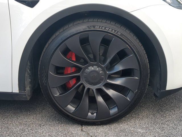 Used 2023 Tesla Model Y Performance AWD/4WD image 11