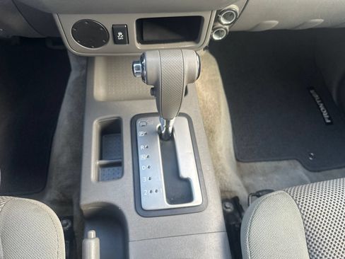 Used 2015 Nissan Frontier SV RWD image 12