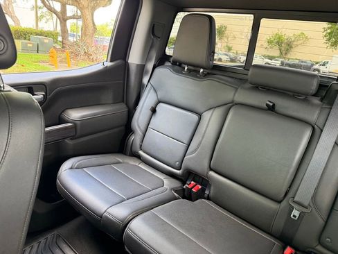 Used 2021 Chevrolet Silverado 1500 LTZ RWD image 12