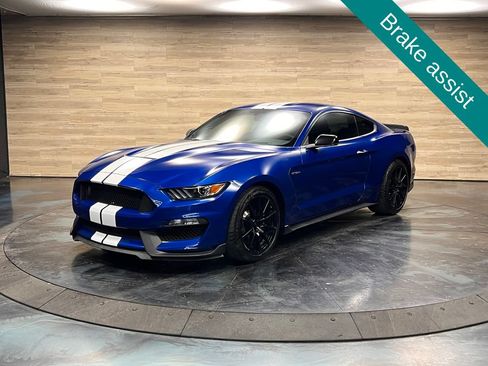 Used 2017 Ford Mustang Shelby GT350 RWD image 4