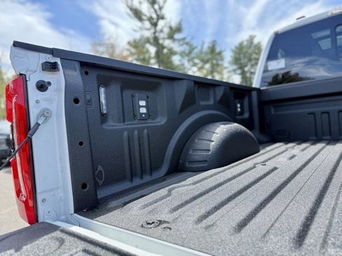 New 2025 Ford F350 Lariat w/ Lariat Ultimate Package image 7