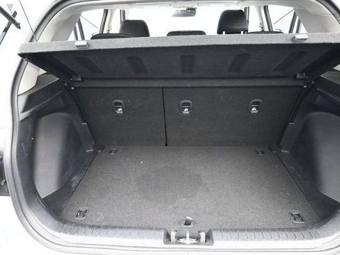 Used 2025 Hyundai Venue SEL FWD image 31
