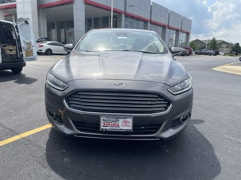 Used 2014 Ford Fusion SE w/ Equipment Group 202A FWD image 11