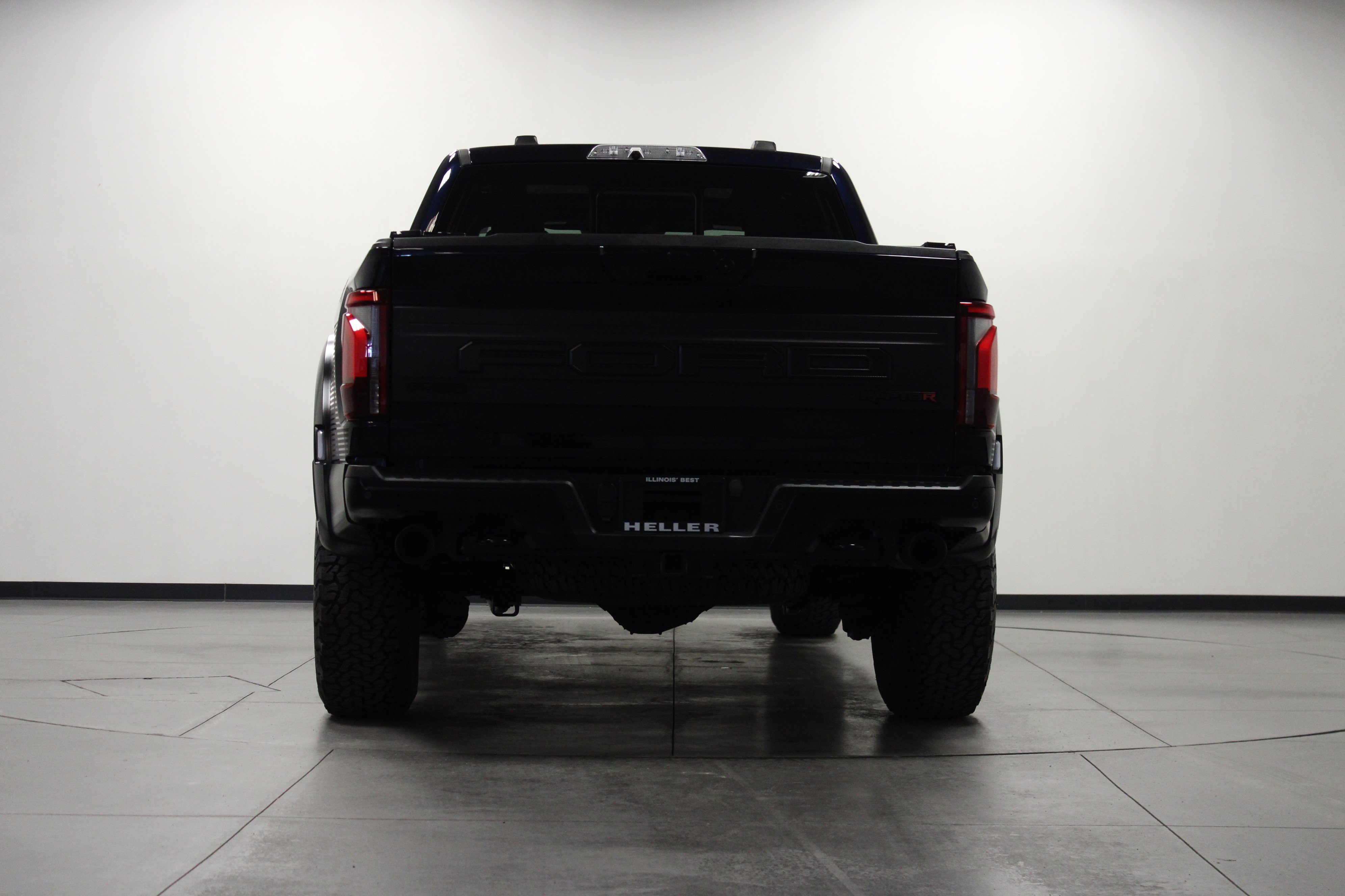 Used 2025 Ford F150 Raptor w/ Equipment Group 803A Raptor R AWD/4WD image 5