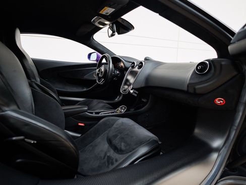 Used 2019 McLaren 600LT image 45