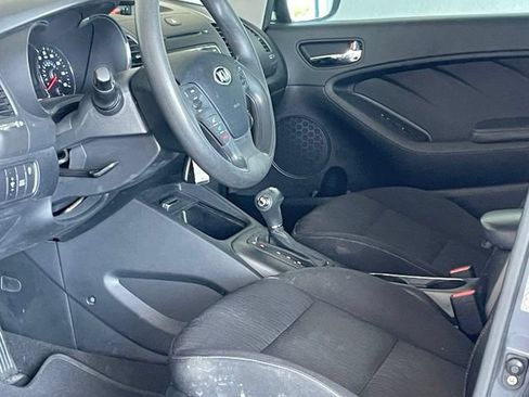 Used 2016 Kia Forte LX FWD image 16